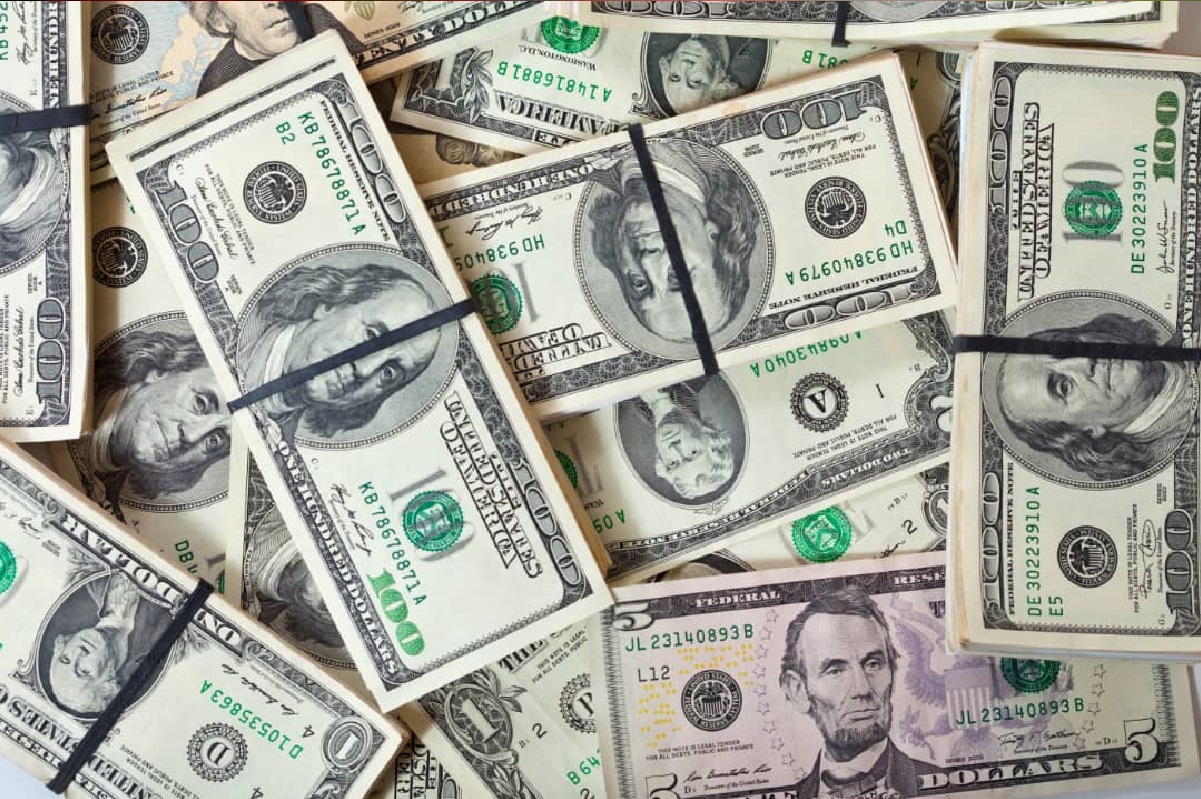 همبستگی دلار و قیمت جهانی طلا